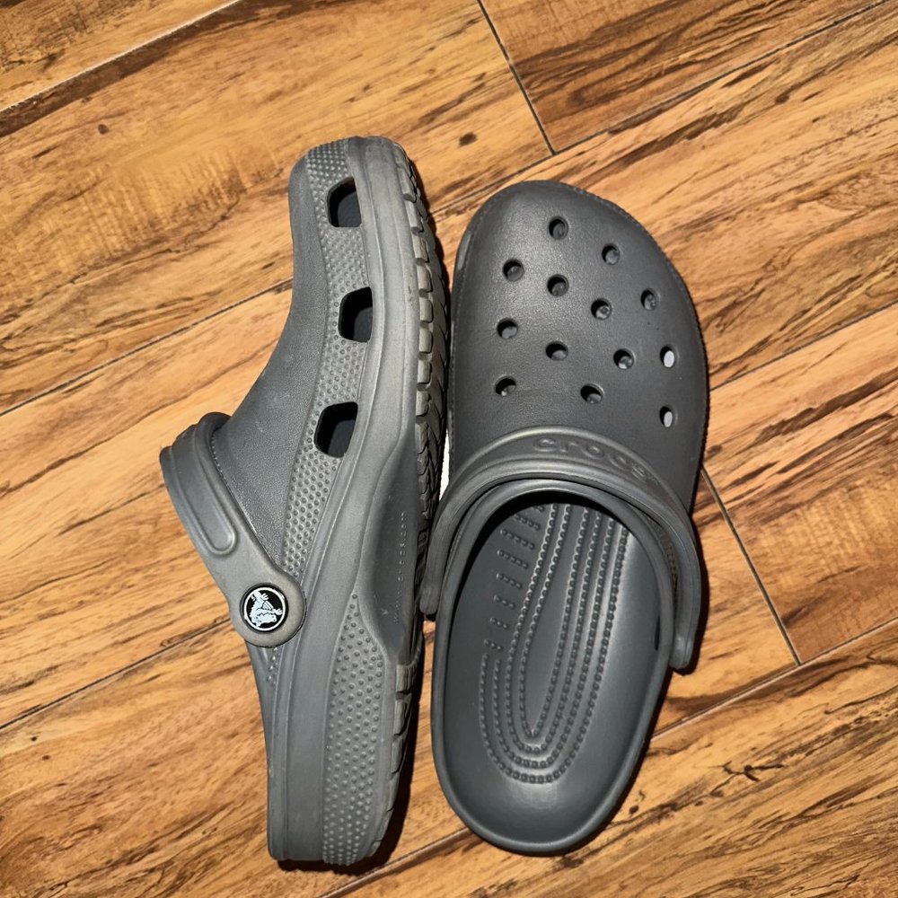 Crocs - Picture 2 of 2